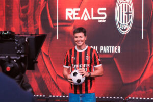 realsmedia8